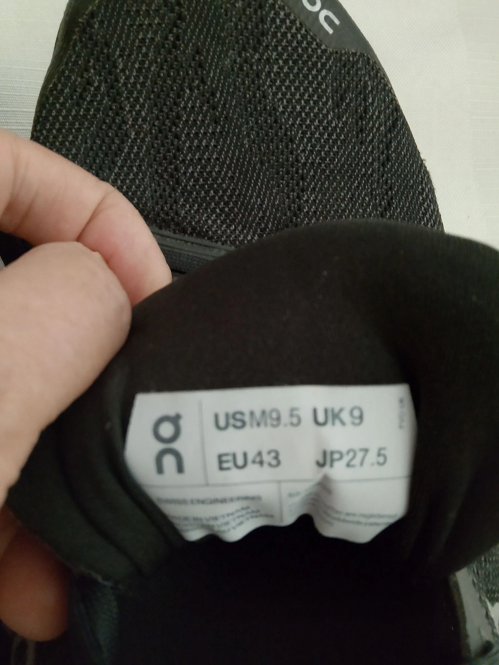 On Running sneakers maat 43 – photo 3